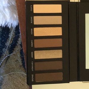 MOODSTRUCK Addiction Shadow Pallette